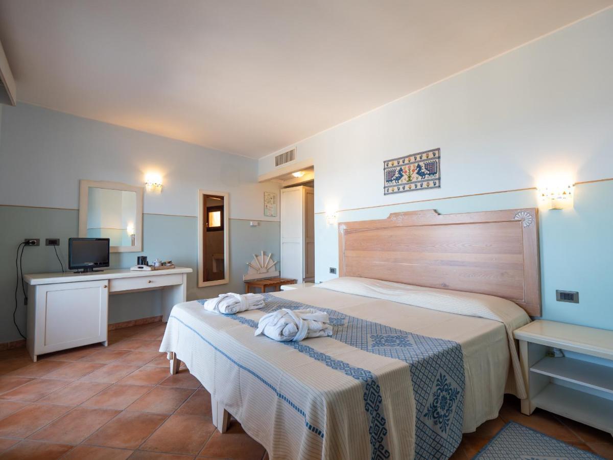 Hotel Luci Del Faro Калазетта Екстер'єр фото